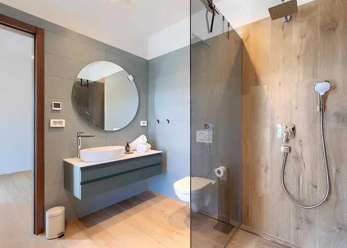 Medici Βίλα Juršići